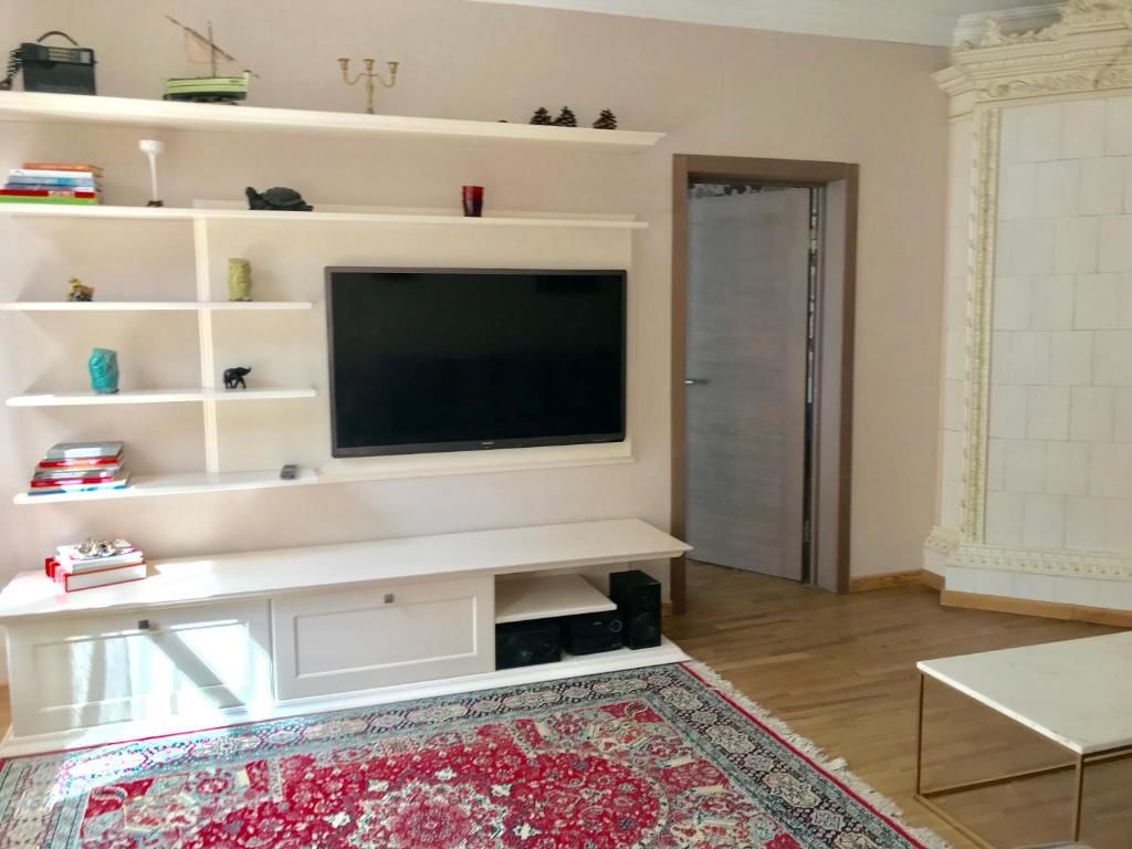 Апартаменты 4 bedroom apartment with parking Рига-49